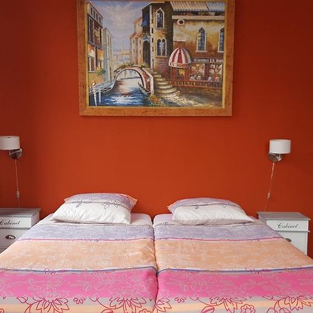 Hotel Ambiente Флиссинген Экстерьер фото